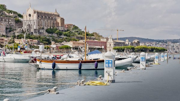 Cuadros de distribución para puertos y campings