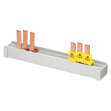Common output point busbar